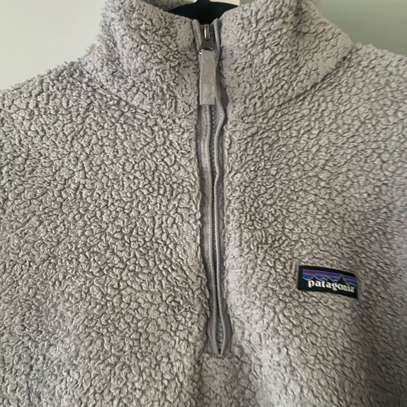 Patagonia Jackets & Blazers - Patagonia Light Gray Sherpa Fleece Jacket Women’s small